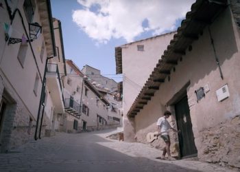 video ad Guitarricadelafuente